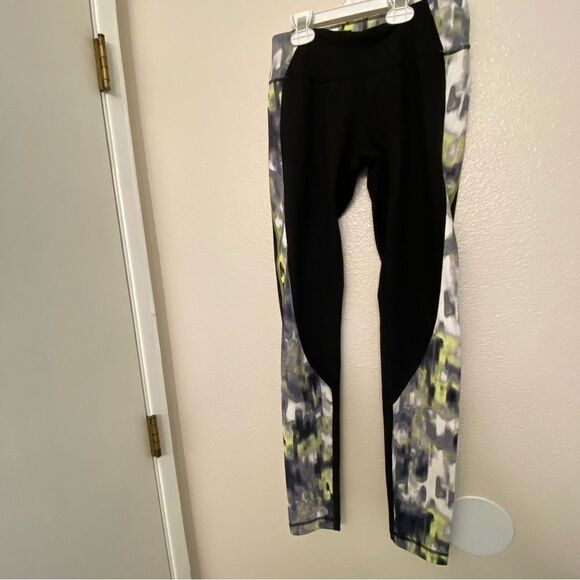 Zella Womens Stretch mid rise full length Leggings black, print sides XS - Picture 2 of 9